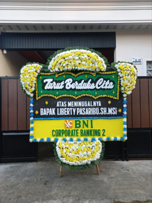 Papan Bunga Duka di Kelayan Tengah
