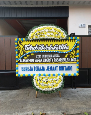 Papan Bunga Duka di Kelayan Tengah